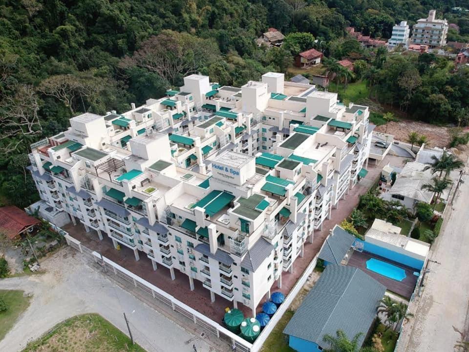 Summer Sc Apartment *